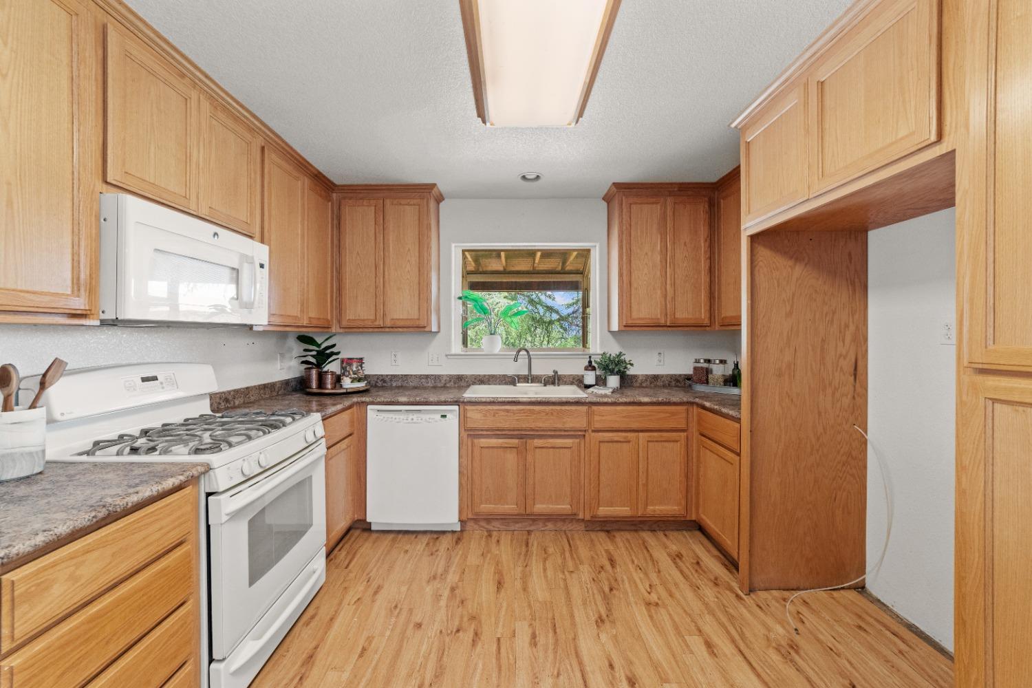 Detail Gallery Image 64 of 99 For 6825 Monitor Ct, El Dorado,  CA 95623 - 5 Beds | 3 Baths