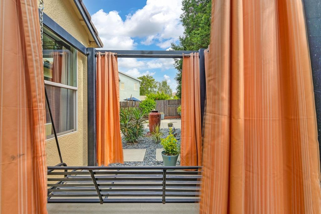 Detail Gallery Image 36 of 57 For 9577 Arcada Ct, Elk Grove,  CA 95624 - 3 Beds | 2 Baths