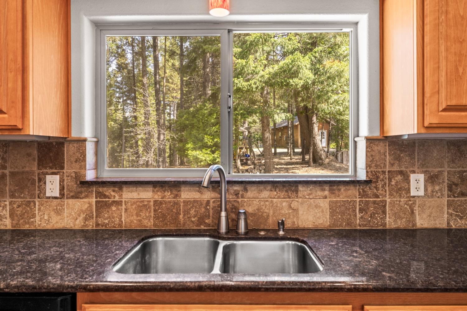 Detail Gallery Image 12 of 46 For 34460 Alta Bonnynook Rd, Alta,  CA 95701 - 2 Beds | 2 Baths