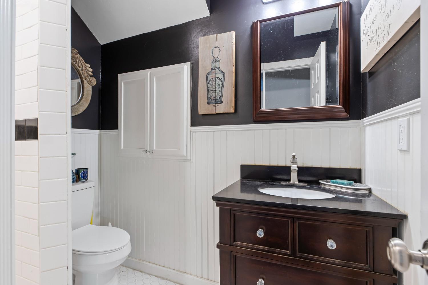 Detail Gallery Image 34 of 65 For 100 W Church Ln, Sonora,  CA 95370 - 4 Beds | 4 Baths
