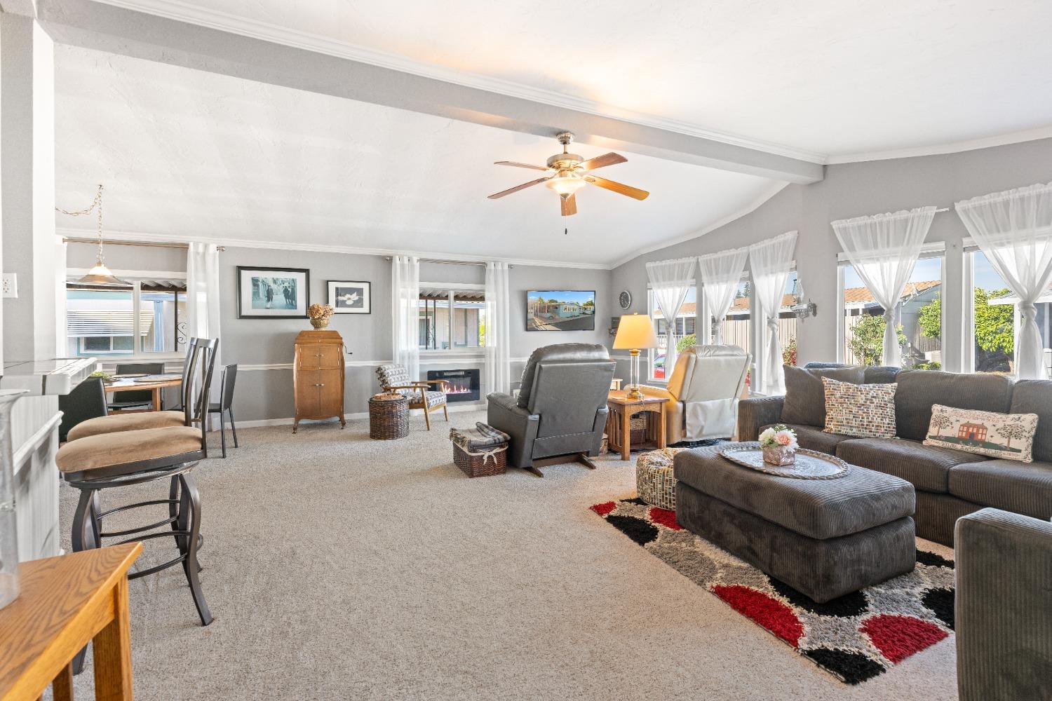 Detail Gallery Image 8 of 38 For 1500 Held Dr 5, Modesto,  CA 95355 - 2 Beds | 2 Baths