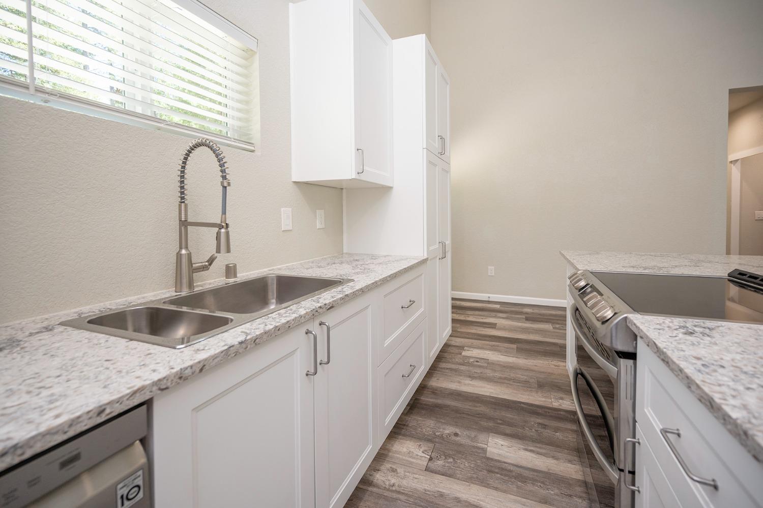 Buckeye Court, Placerville, California image 16