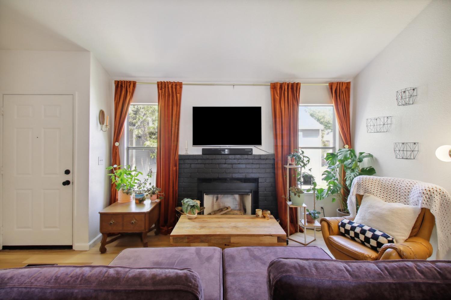Photo #7: 225057795 Listing: Photo #7