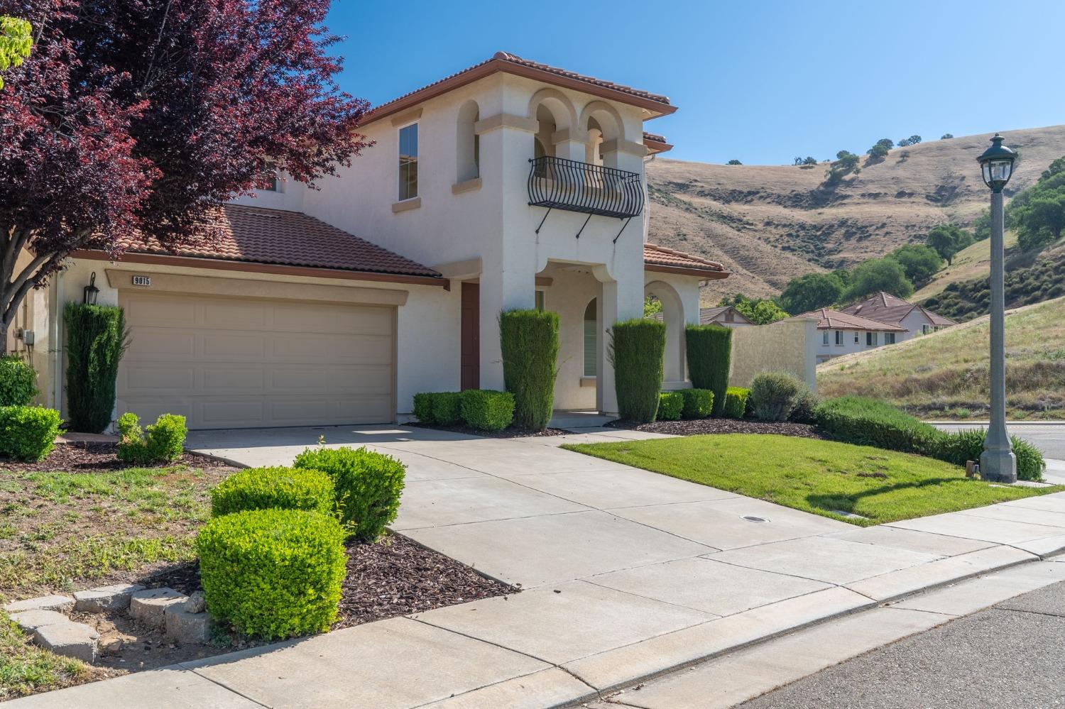 Detail Gallery Image 4 of 44 For 9015 Tee Box Ct, Patterson,  CA 95363 - 4 Beds | 3/1 Baths