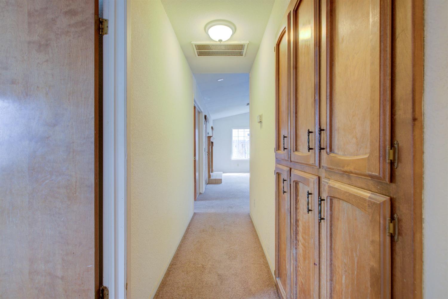 Detail Gallery Image 14 of 32 For 820 Olivewood Dr, Los Banos,  CA 93635 - 3 Beds | 2 Baths
