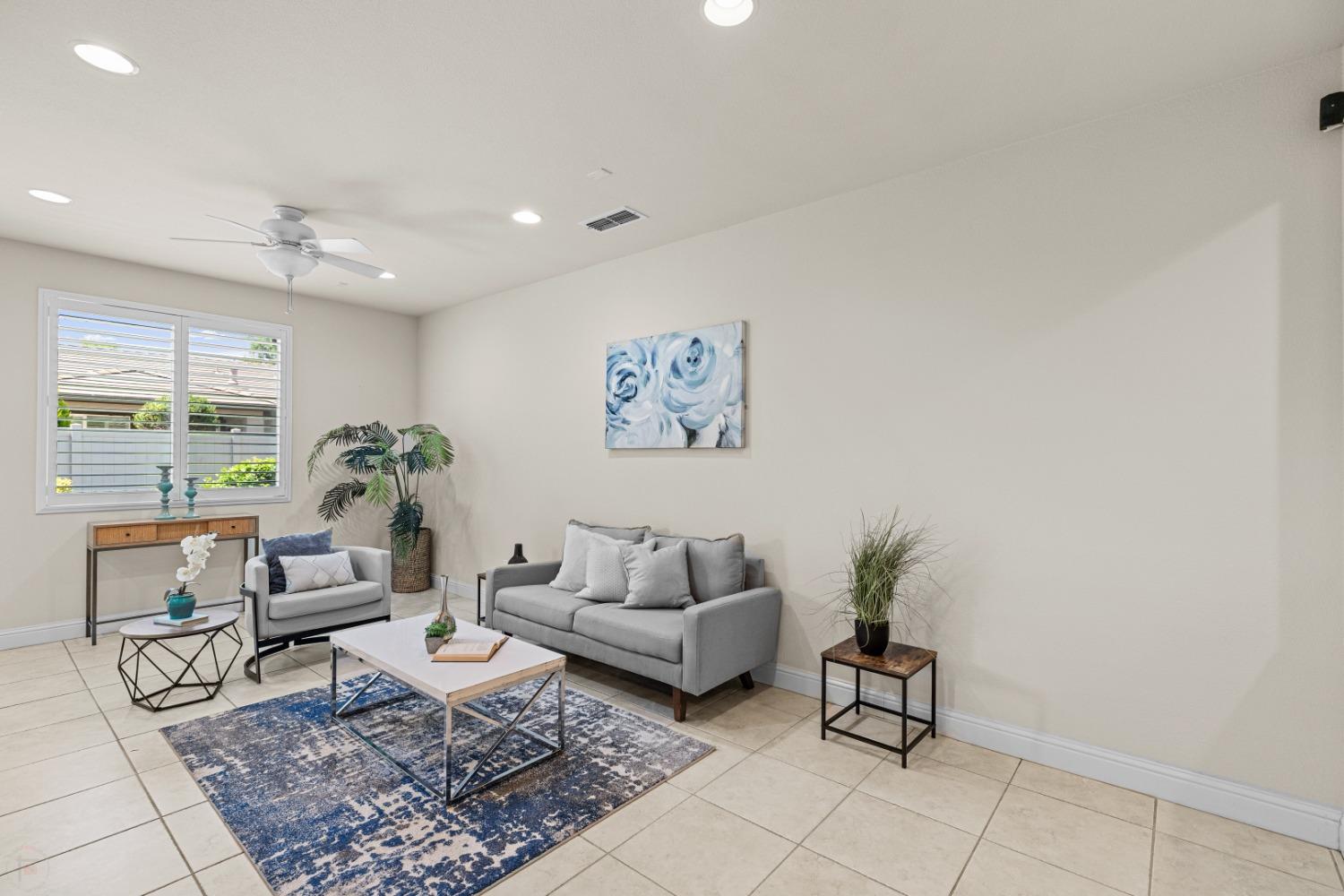 Detail Gallery Image 8 of 77 For 2387 Rose Briar Pl, Manteca,  CA 95336 - 2 Beds | 2 Baths