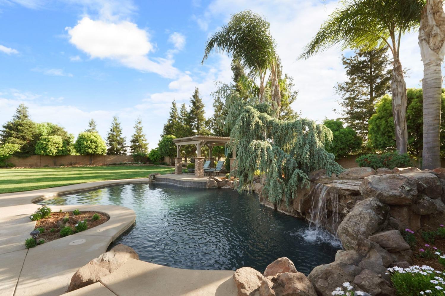 Detail Gallery Image 43 of 63 For 22947 N Samra Hayer Ln, Acampo,  CA 95220 - 4 Beds | 2/1 Baths