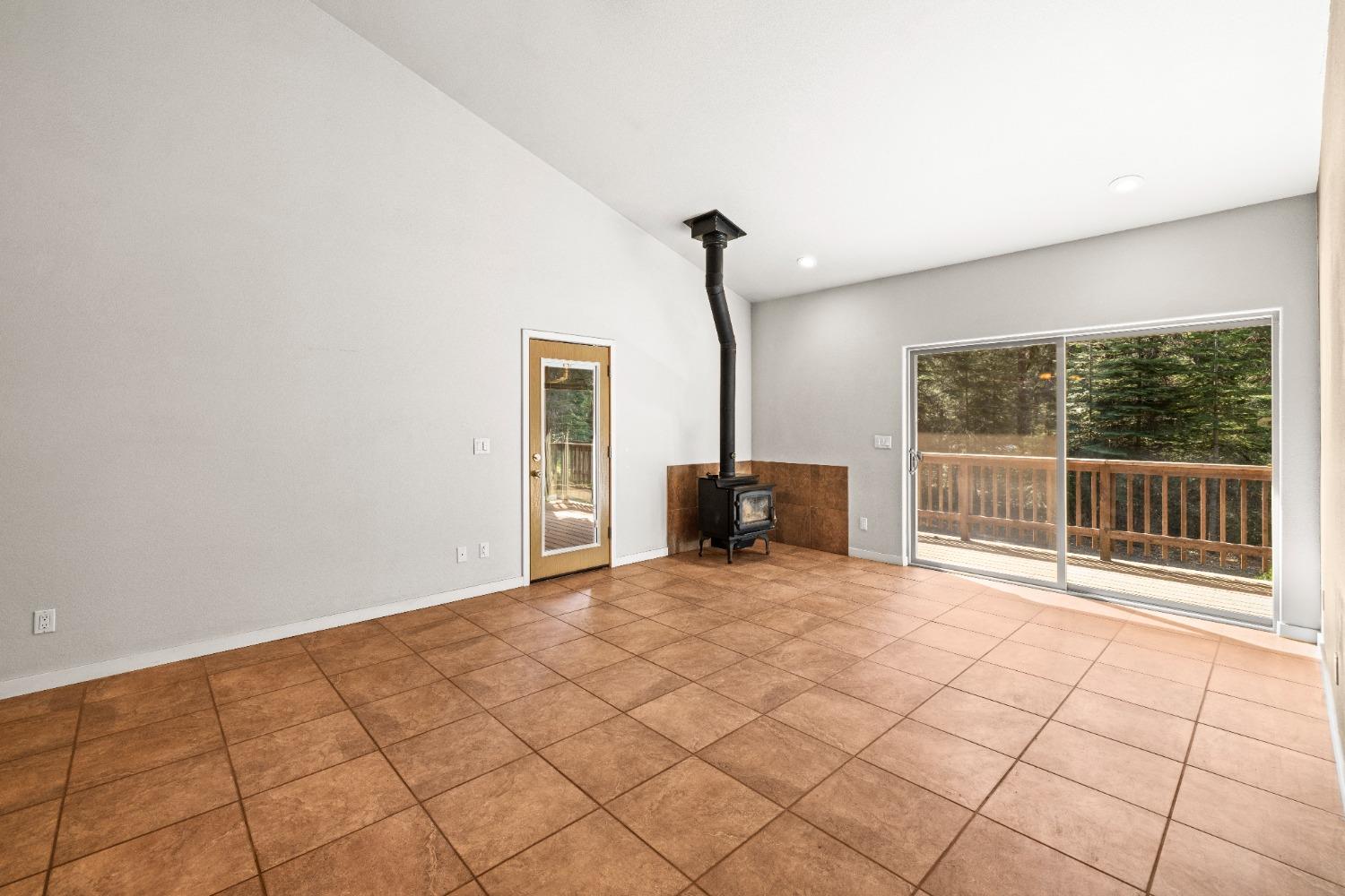 Detail Gallery Image 6 of 46 For 34460 Alta Bonnynook Rd, Alta,  CA 95701 - 2 Beds | 2 Baths