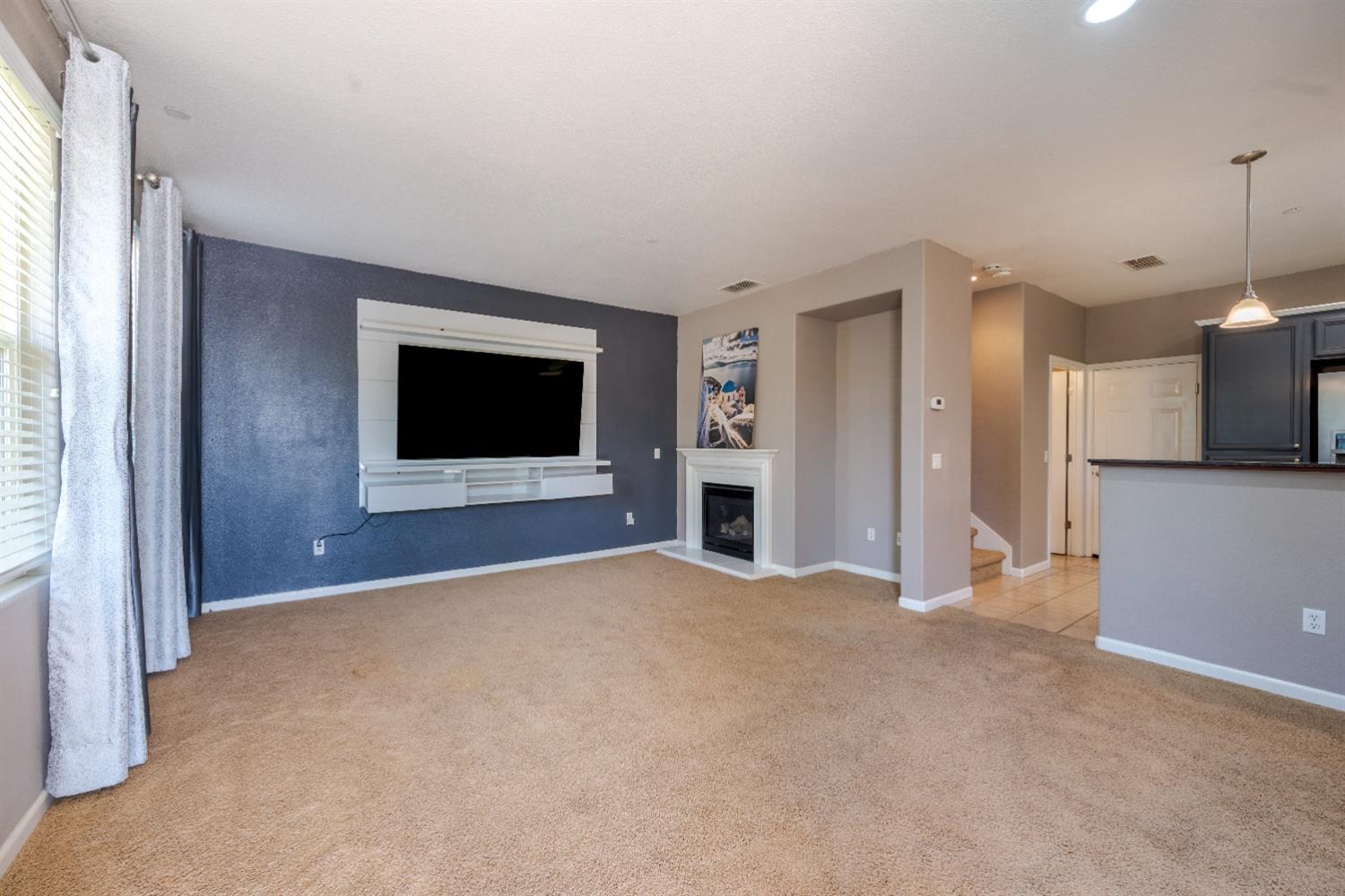 Photo #7: 225058374 Listing: Photo #7