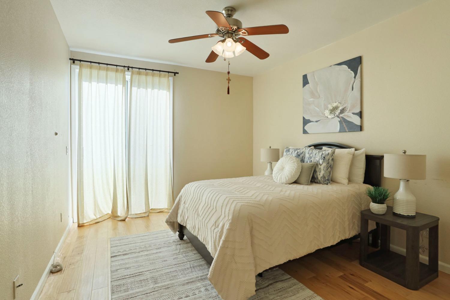 Detail Gallery Image 24 of 65 For 9572 Crystal Water Way, Elk Grove,  CA 95624 - 6 Beds | 4/1 Baths