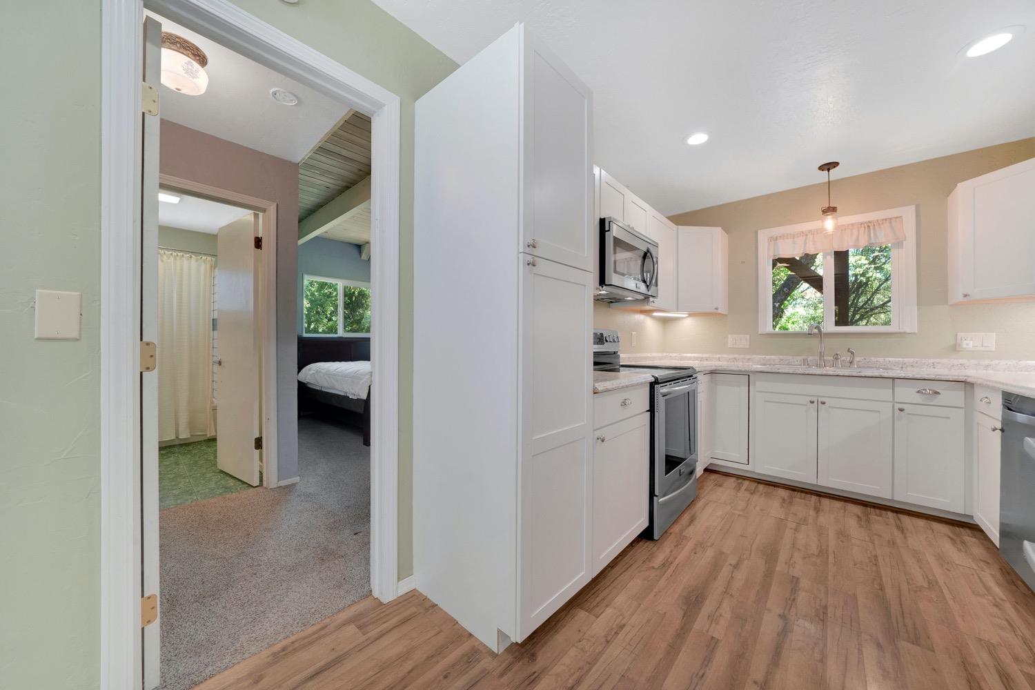 Detail Gallery Image 13 of 42 For 14178 Marc Dr, Pine Grove,  CA 95665 - 3 Beds | 1/1 Baths