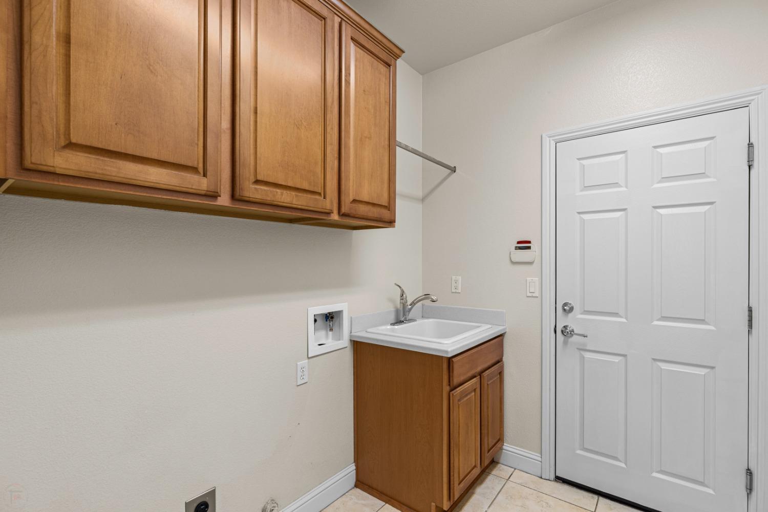 Detail Gallery Image 25 of 77 For 2387 Rose Briar Pl, Manteca,  CA 95336 - 2 Beds | 2 Baths