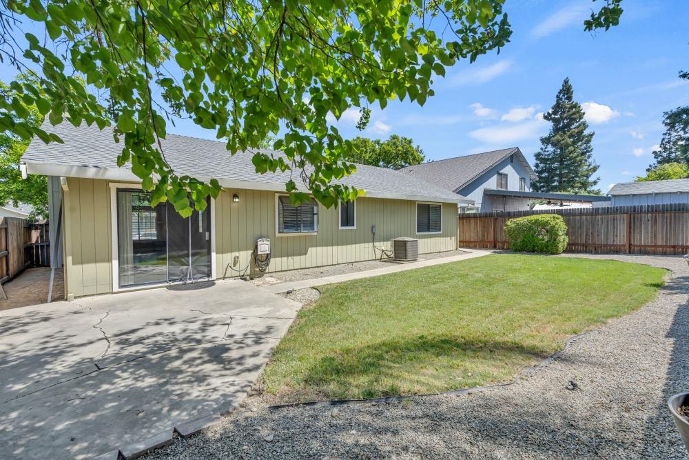 Detail Gallery Image 41 of 46 For 7008 Fall Way, Elk Grove,  CA 95758 - 3 Beds | 2 Baths