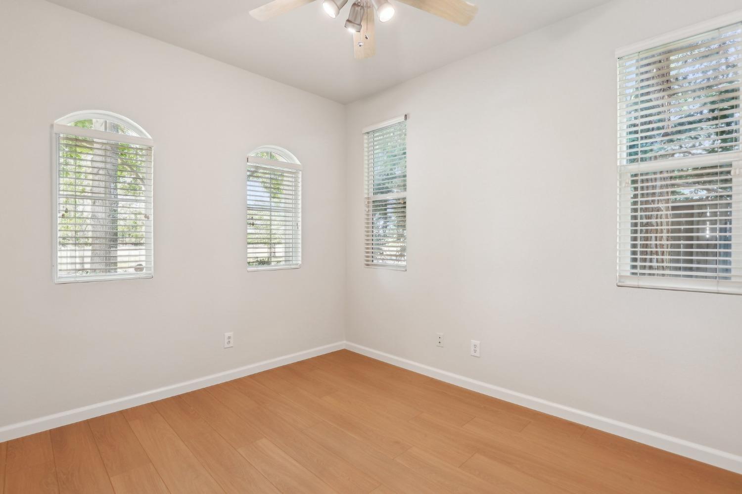 Detail Gallery Image 24 of 43 For 1707 Danbrook Dr, Sacramento,  CA 95835 - 3 Beds | 2 Baths