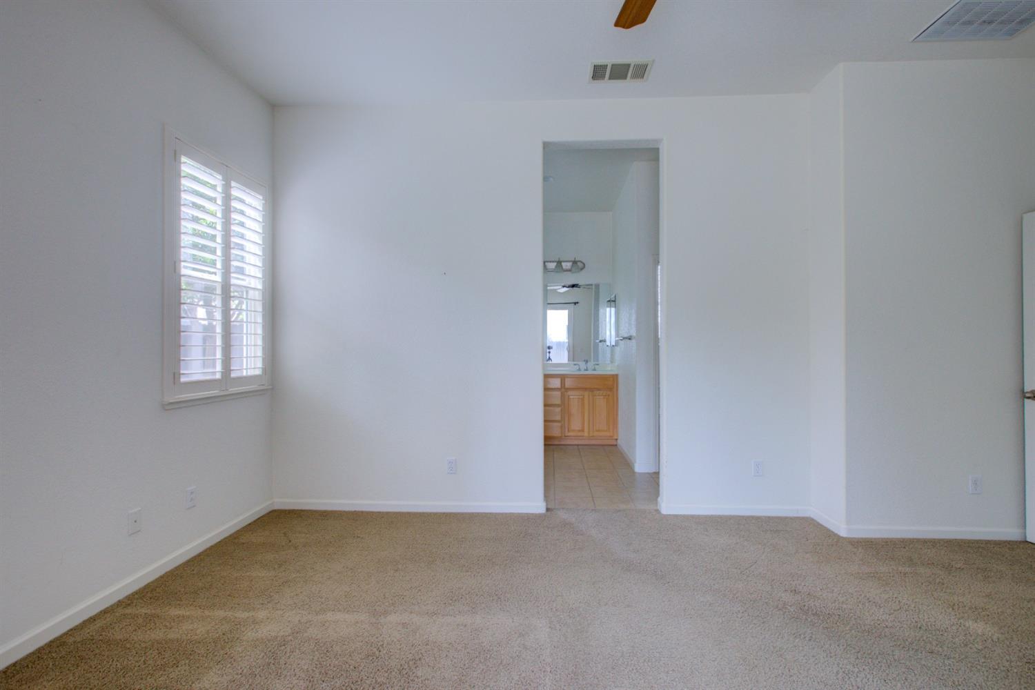 Detail Gallery Image 31 of 37 For 3804 Apple Blossom Ln, Turlock,  CA 95382 - 3 Beds | 2 Baths
