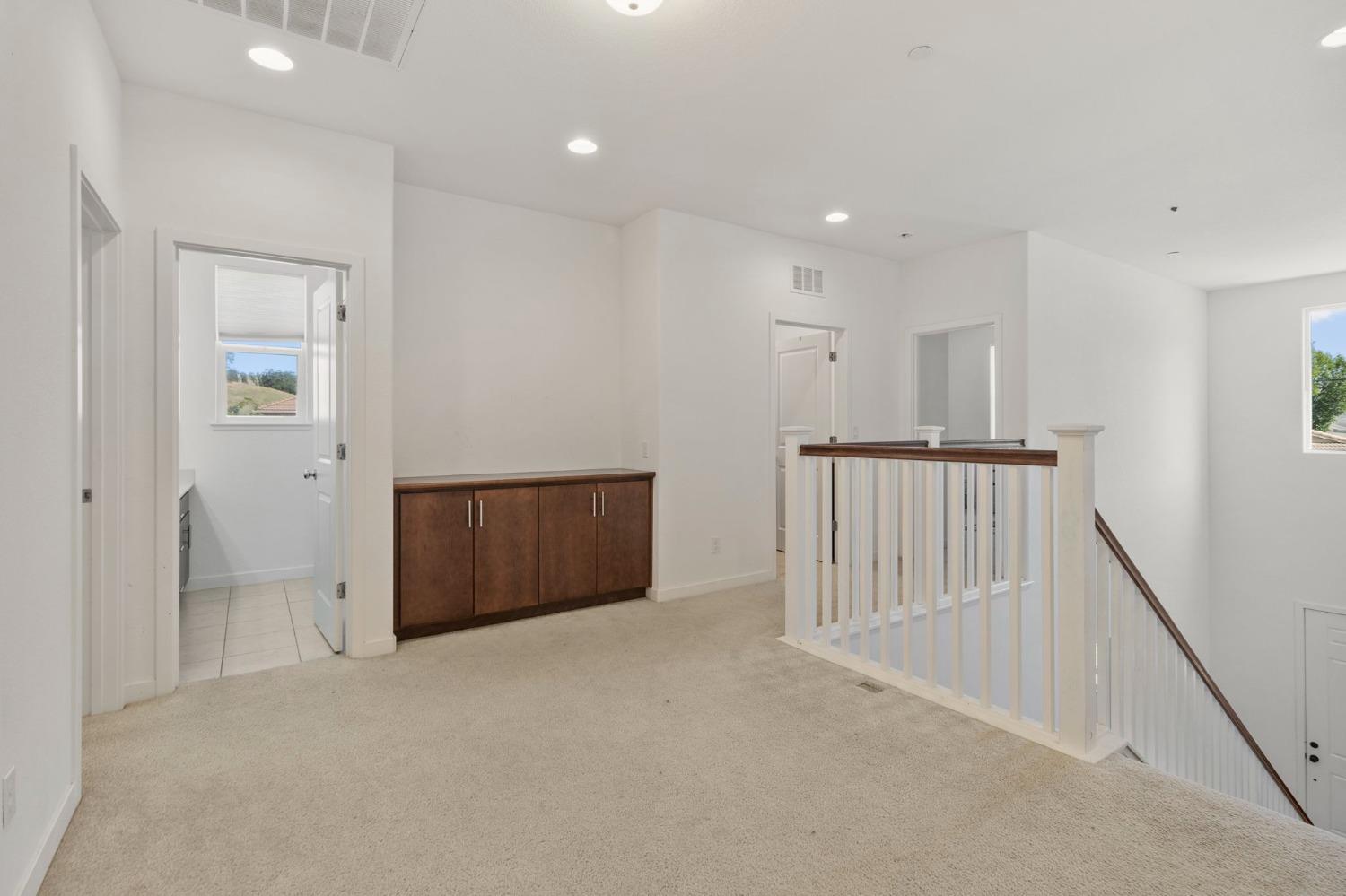 Detail Gallery Image 13 of 29 For 20744 Fairway Dr, Patterson,  CA 95363 - 5 Beds | 3/1 Baths
