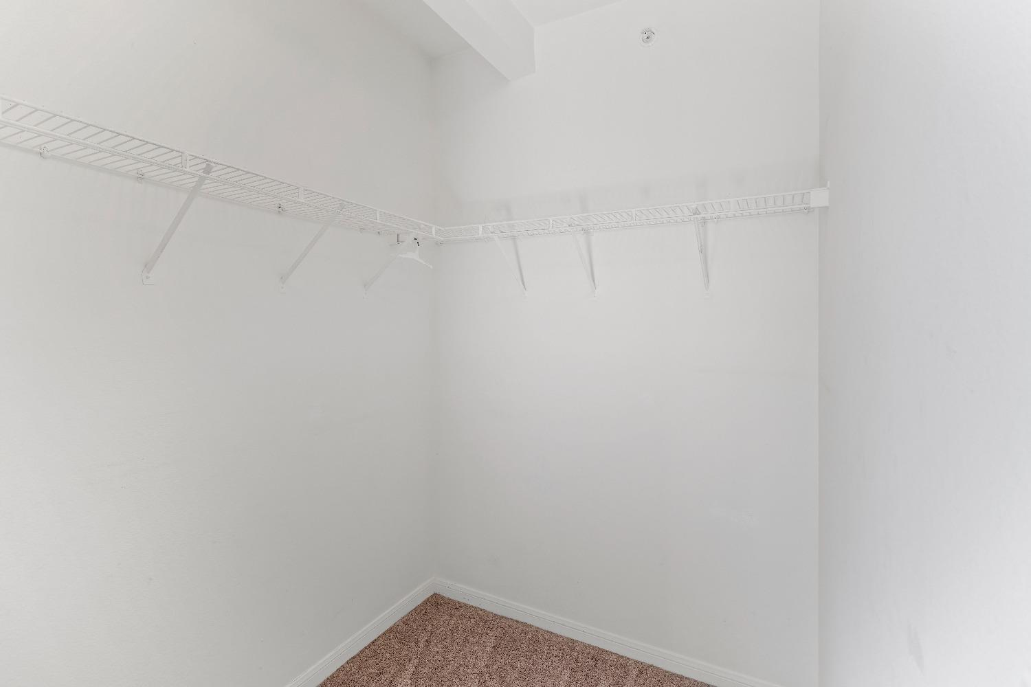 Photo #27: 225032863 Listing: Photo #27