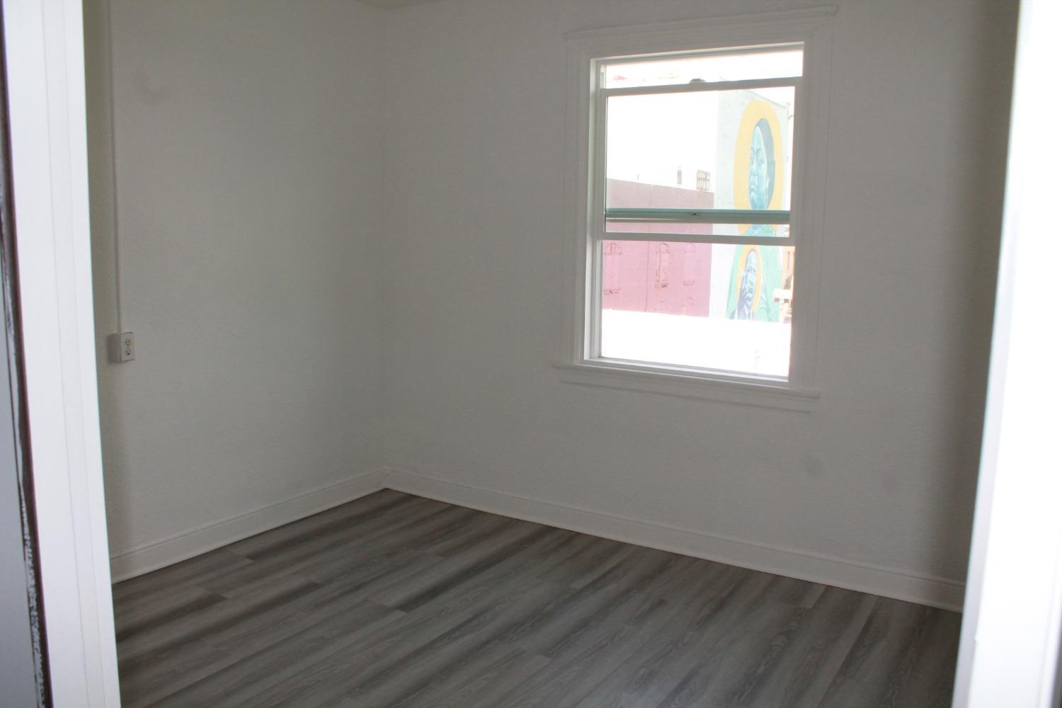 Detail Gallery Image 17 of 30 For 28 S American St, Stockton,  CA 95202 - – Beds | – Baths