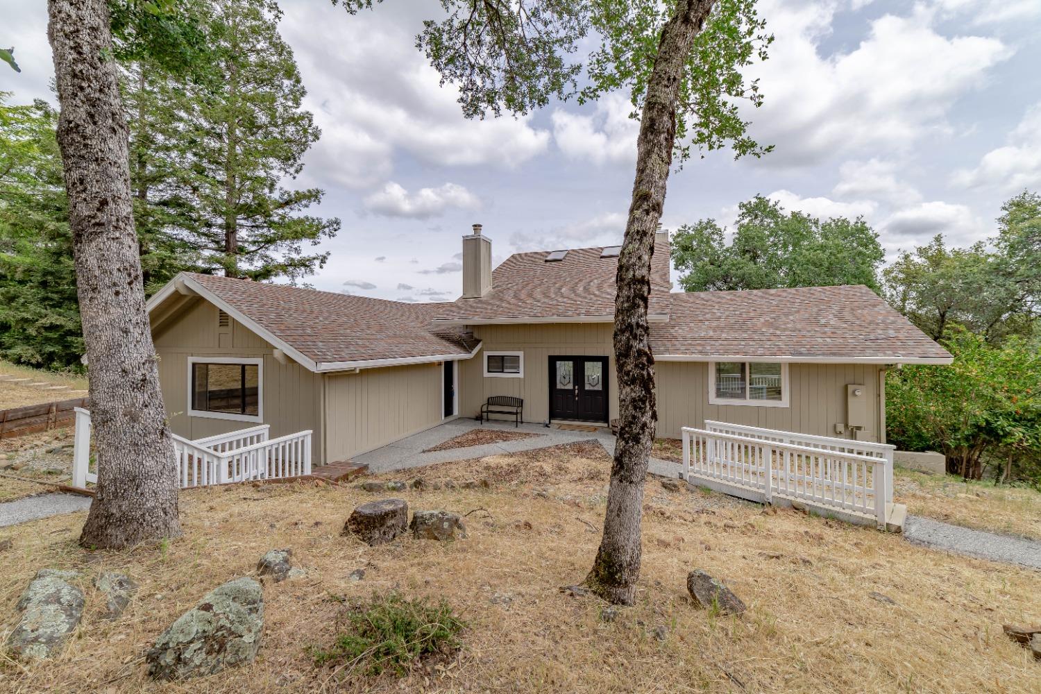Detail Gallery Image 4 of 99 For 6825 Monitor Ct, El Dorado,  CA 95623 - 5 Beds | 3 Baths