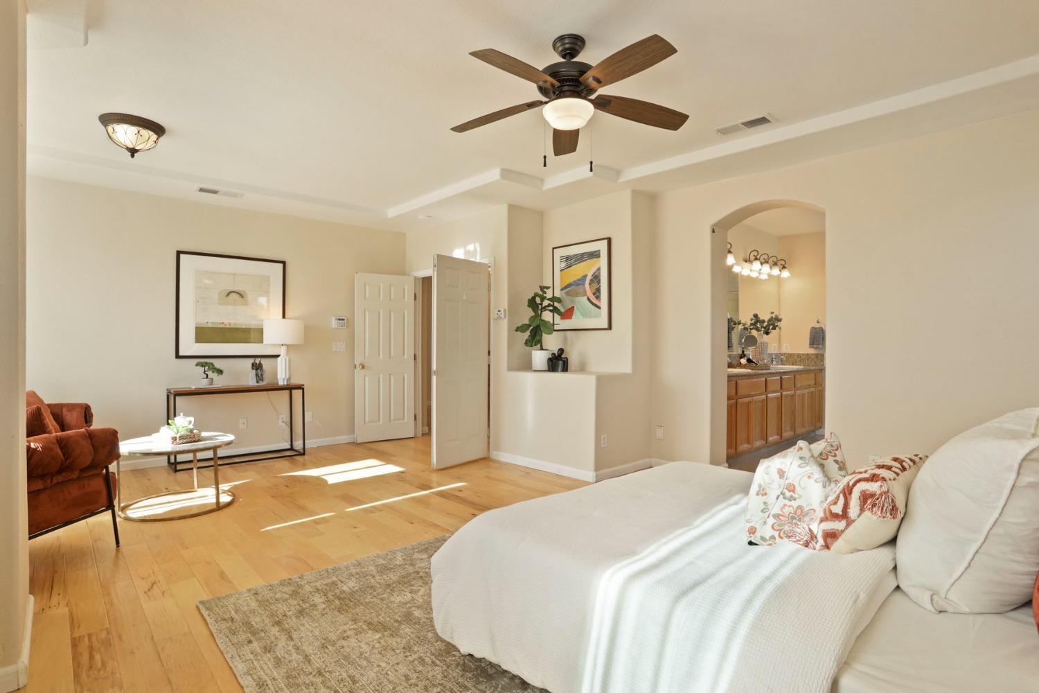 Detail Gallery Image 30 of 65 For 9572 Crystal Water Way, Elk Grove,  CA 95624 - 6 Beds | 4/1 Baths