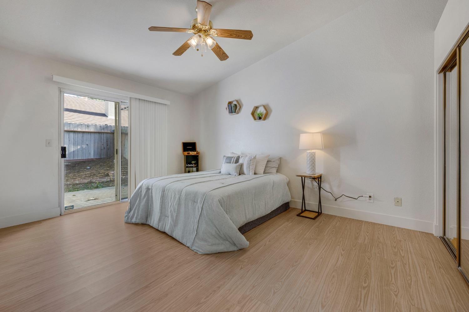 Detail Gallery Image 18 of 36 For 7101 Sutherland Way, Elk Grove,  CA 95758 - 3 Beds | 2 Baths