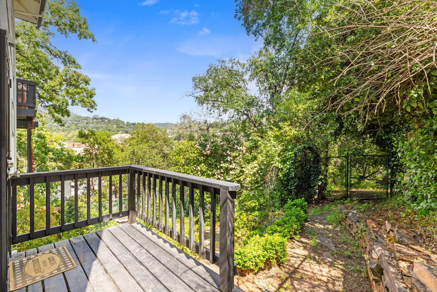 Detail Gallery Image 53 of 65 For 100 W Church Ln, Sonora,  CA 95370 - 4 Beds | 4 Baths