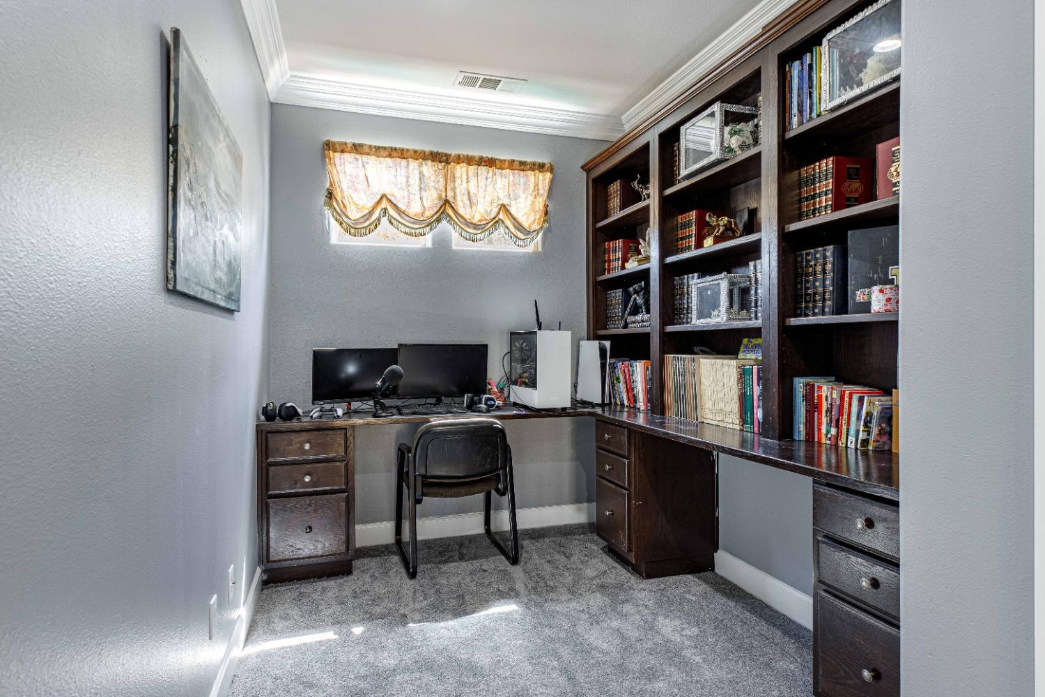 Detail Gallery Image 13 of 45 For 4600 via Terreno, Modesto,  CA 95357 - 4 Beds | 2/1 Baths