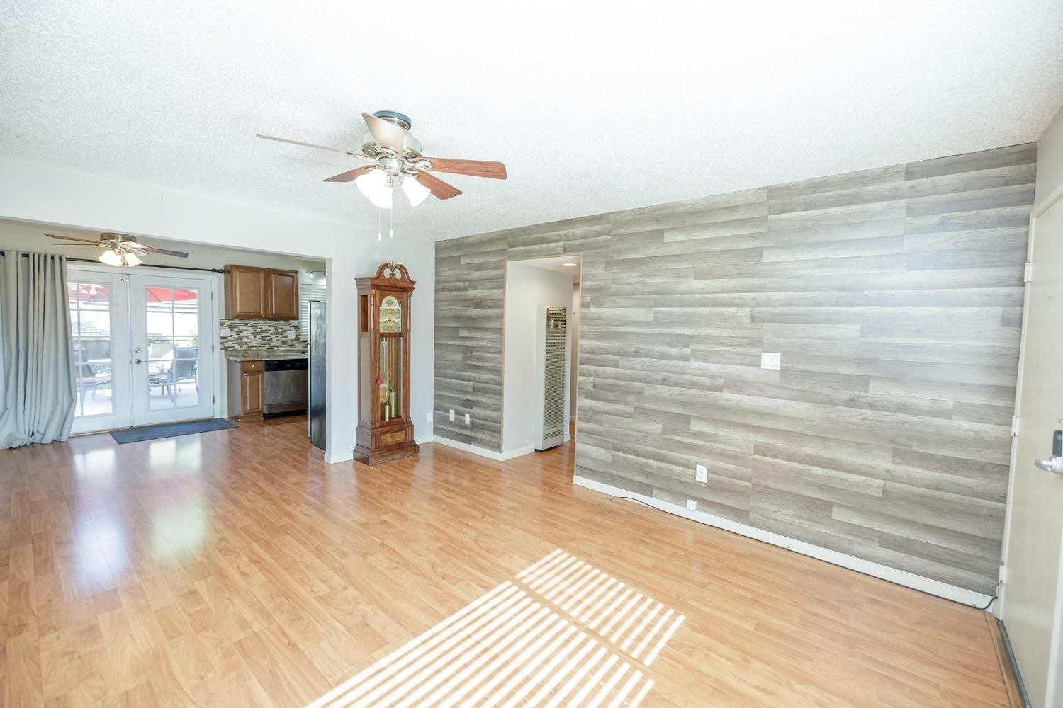 Detail Gallery Image 10 of 39 For 2700 Macdougal St #8,  Modesto,  CA 95350 - 2 Beds | 1 Baths