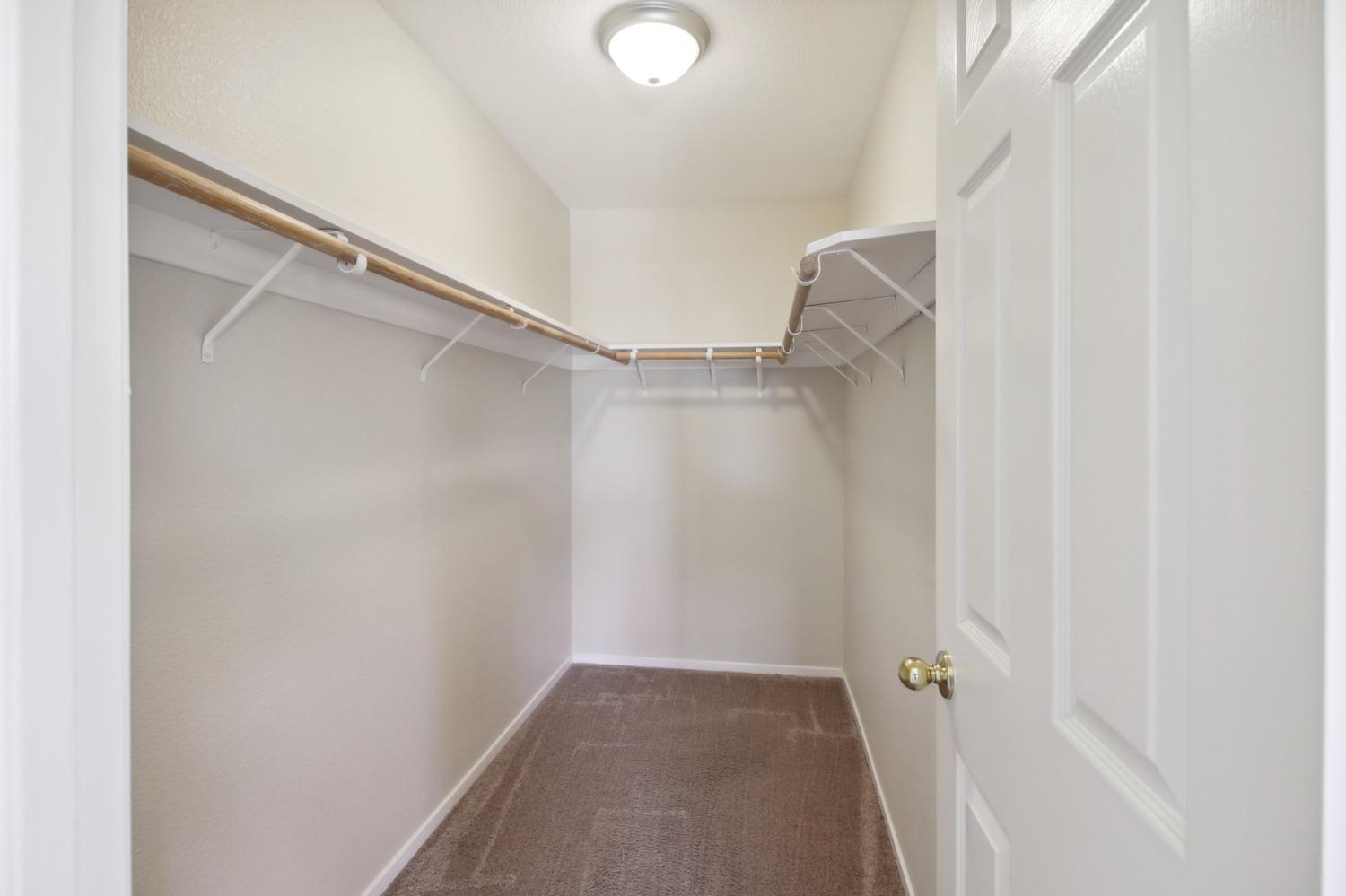 Detail Gallery Image 30 of 57 For 10092 Teddington Way, Elk Grove,  CA 95624 - 3 Beds | 2 Baths
