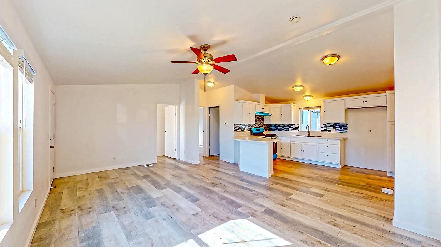 Detail Gallery Image 7 of 35 For 2151 E Pacheco Blvd 57, Los Banos,  CA 93635 - 3 Beds | 2 Baths