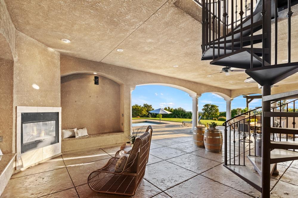 Detail Gallery Image 30 of 65 For 7543 Old Pear Hill Ln, Penryn,  CA 95663 - 5 Beds | 4/2 Baths