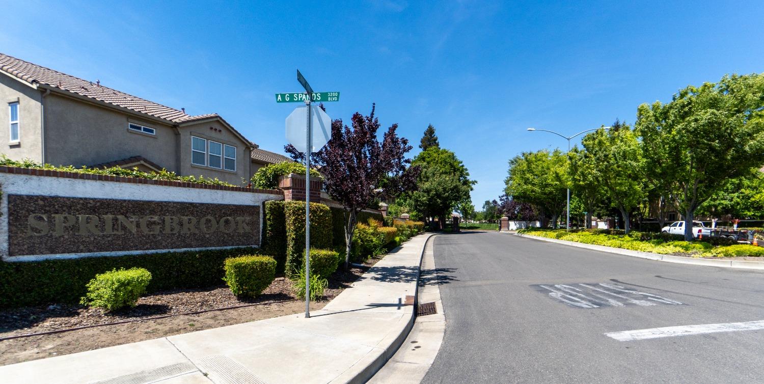 Detail Gallery Image 24 of 25 For 10931 Dutch Tulip Dr, Stockton,  CA 95209 - 4 Beds | 2/1 Baths