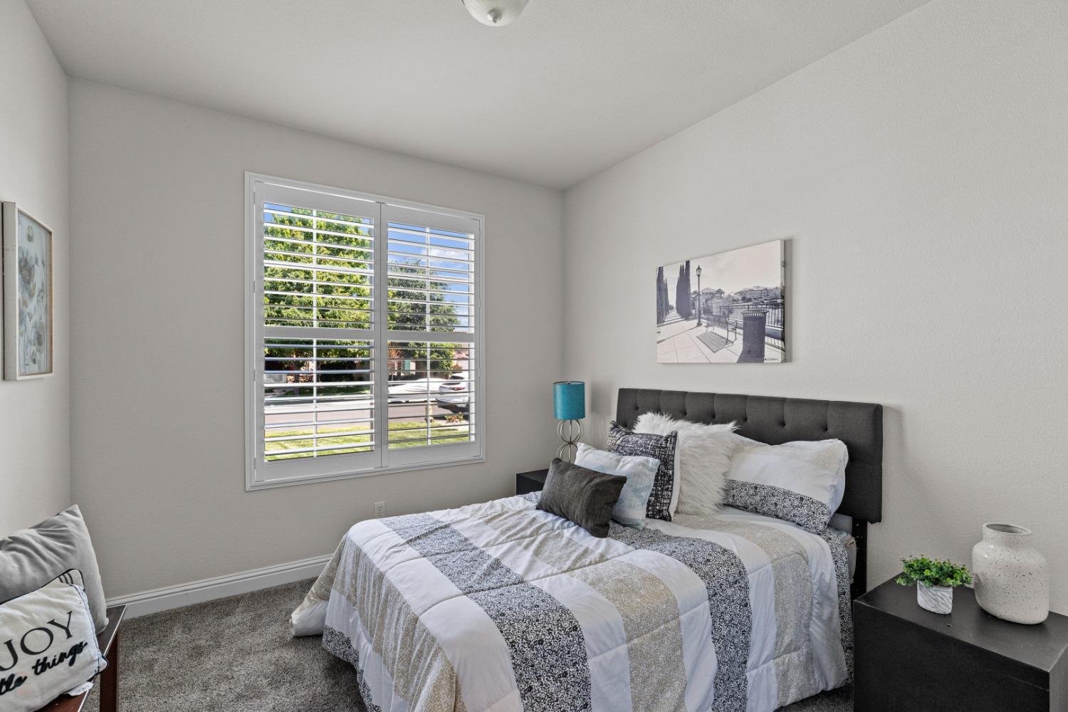 Detail Gallery Image 23 of 77 For 2387 Rose Briar Pl, Manteca,  CA 95336 - 2 Beds | 2 Baths
