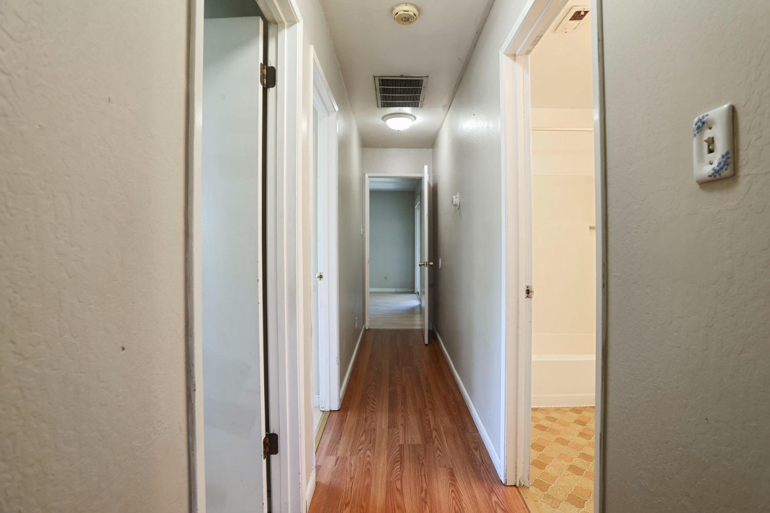 Detail Gallery Image 21 of 40 For 133 S Carroll Ave, Stockton,  CA 95215 - 3 Beds | 2 Baths