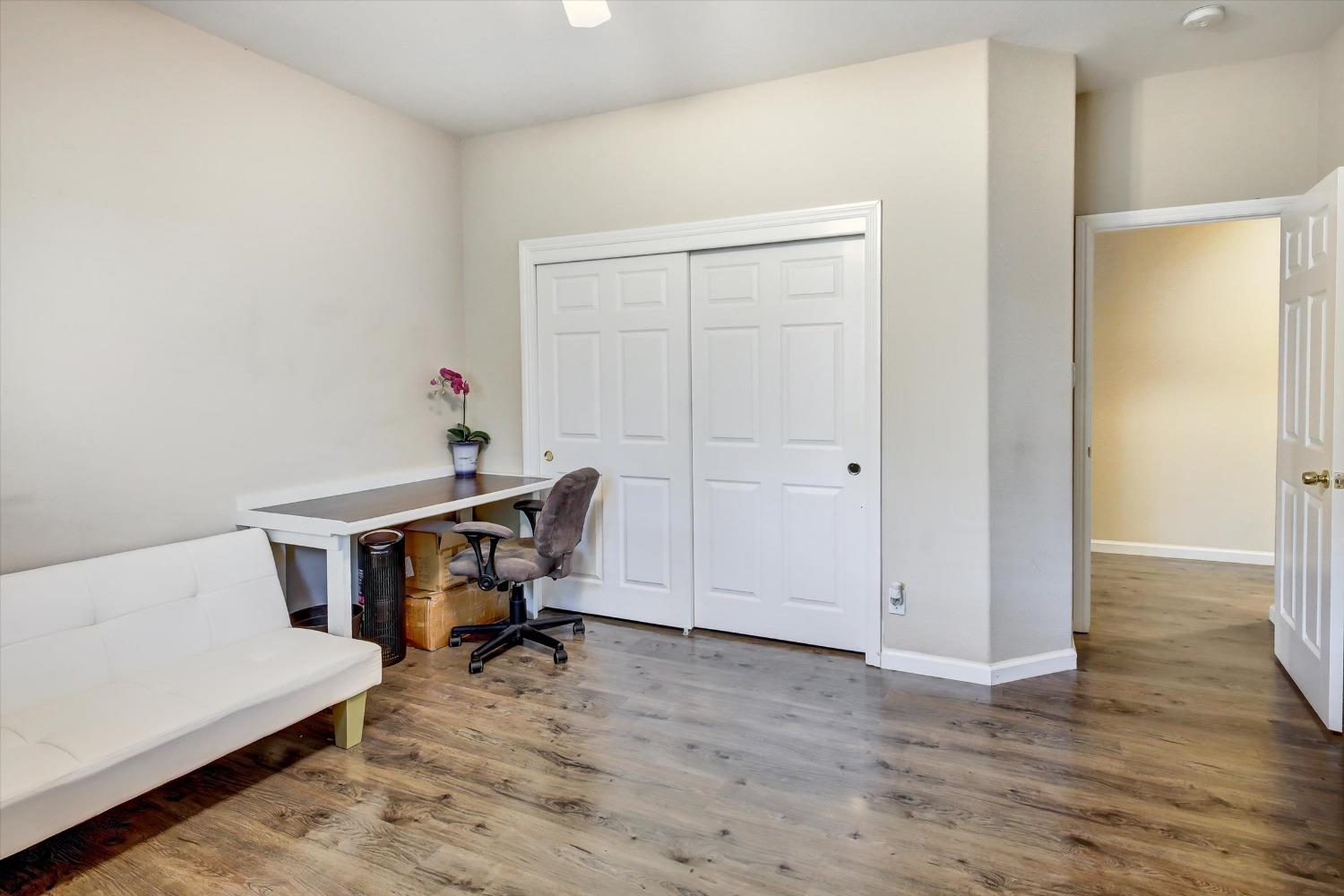 Detail Gallery Image 21 of 65 For 9500 Chicory Field Way, Elk Grove,  CA 95624 - 5 Beds | 4 Baths