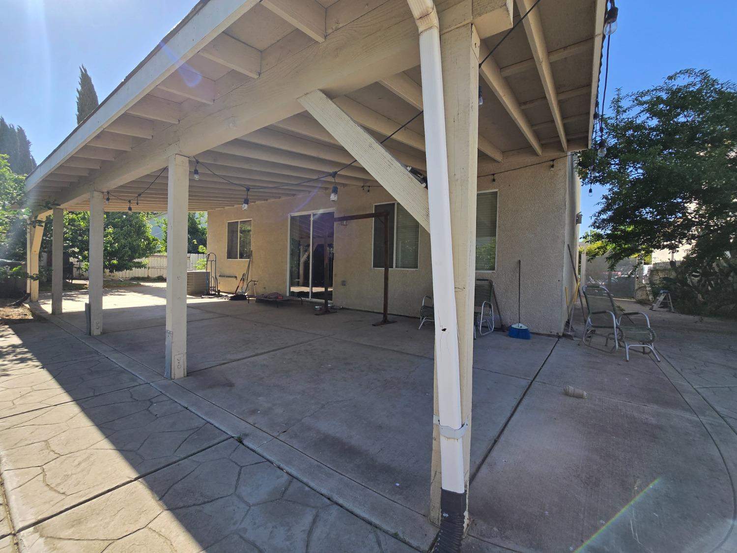 Detail Gallery Image 5 of 57 For 4150 Degas Ct, Stockton,  CA 95206 - 3 Beds | 2/1 Baths
