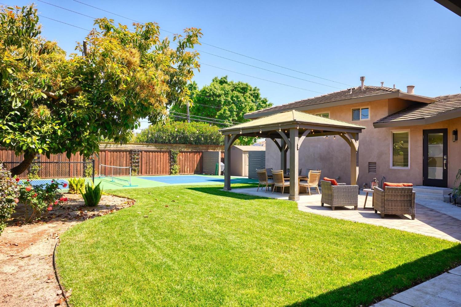 Detail Gallery Image 7 of 65 For 23271 S Pebble Beach Ln, Ripon,  CA 95366 - 3 Beds | 3 Baths