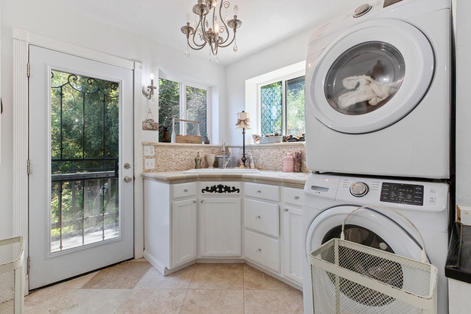 Detail Gallery Image 36 of 65 For 100 W Church Ln, Sonora,  CA 95370 - 4 Beds | 4 Baths