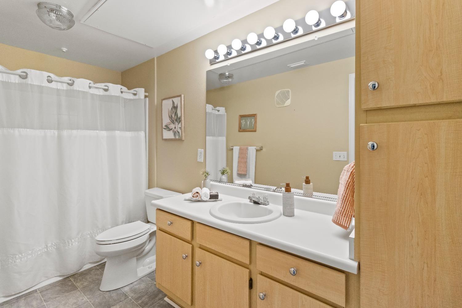 Photo #22: 225032863 Listing: Photo #22