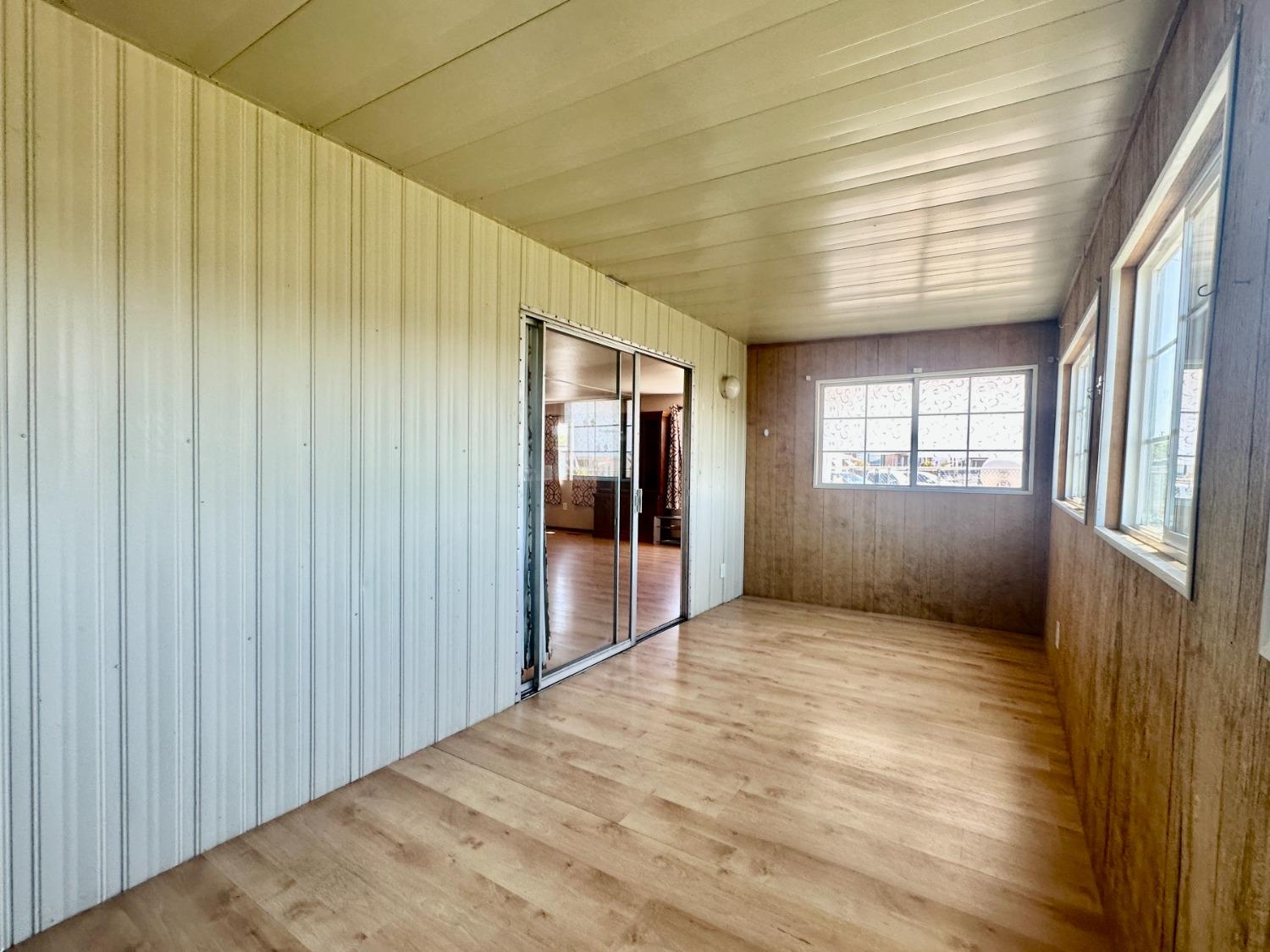 Detail Gallery Image 13 of 30 For 11662 Ham Ln, Lodi,  CA 95242 - 1 Beds | 1 Baths
