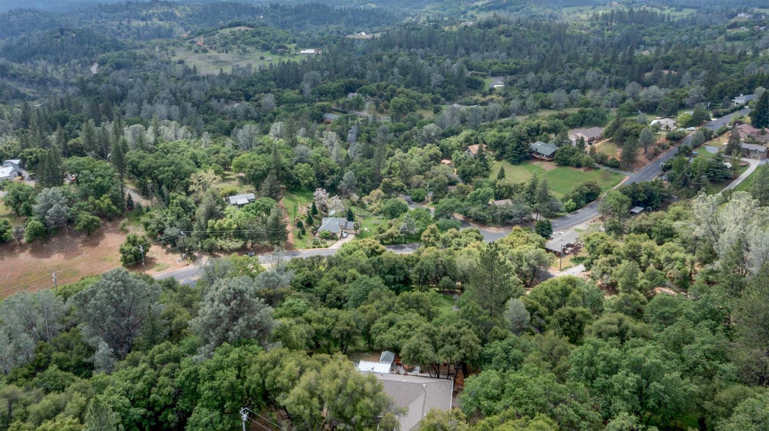 Detail Gallery Image 44 of 69 For 2060 Onion Flat, Cool,  CA 95614 - 4 Beds | 3 Baths