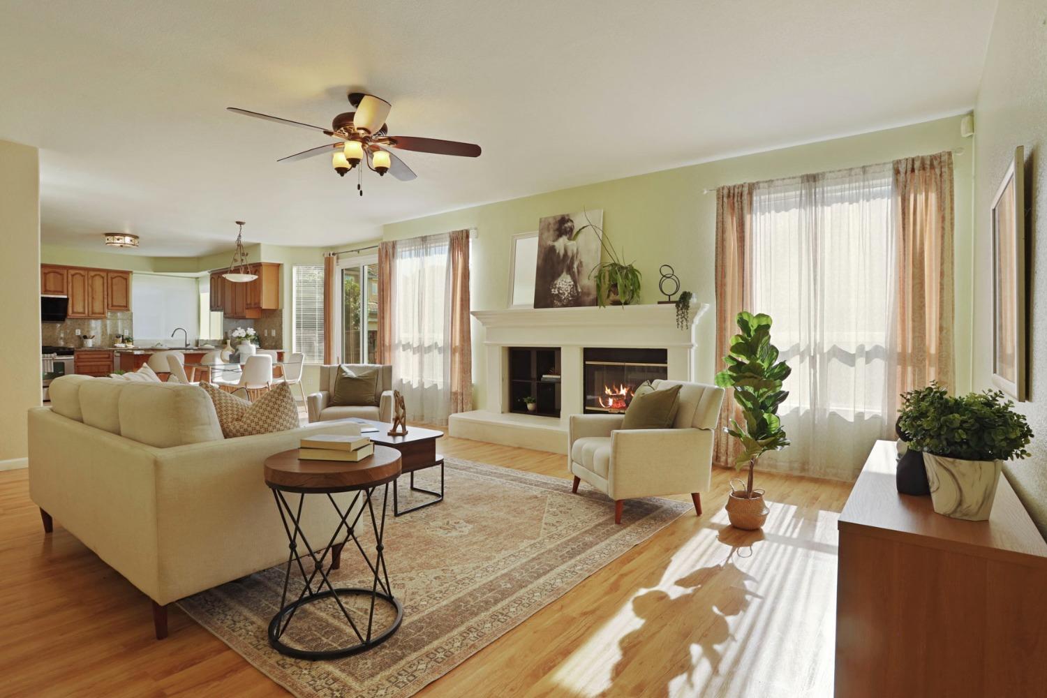 Detail Gallery Image 21 of 65 For 9572 Crystal Water Way, Elk Grove,  CA 95624 - 6 Beds | 4/1 Baths