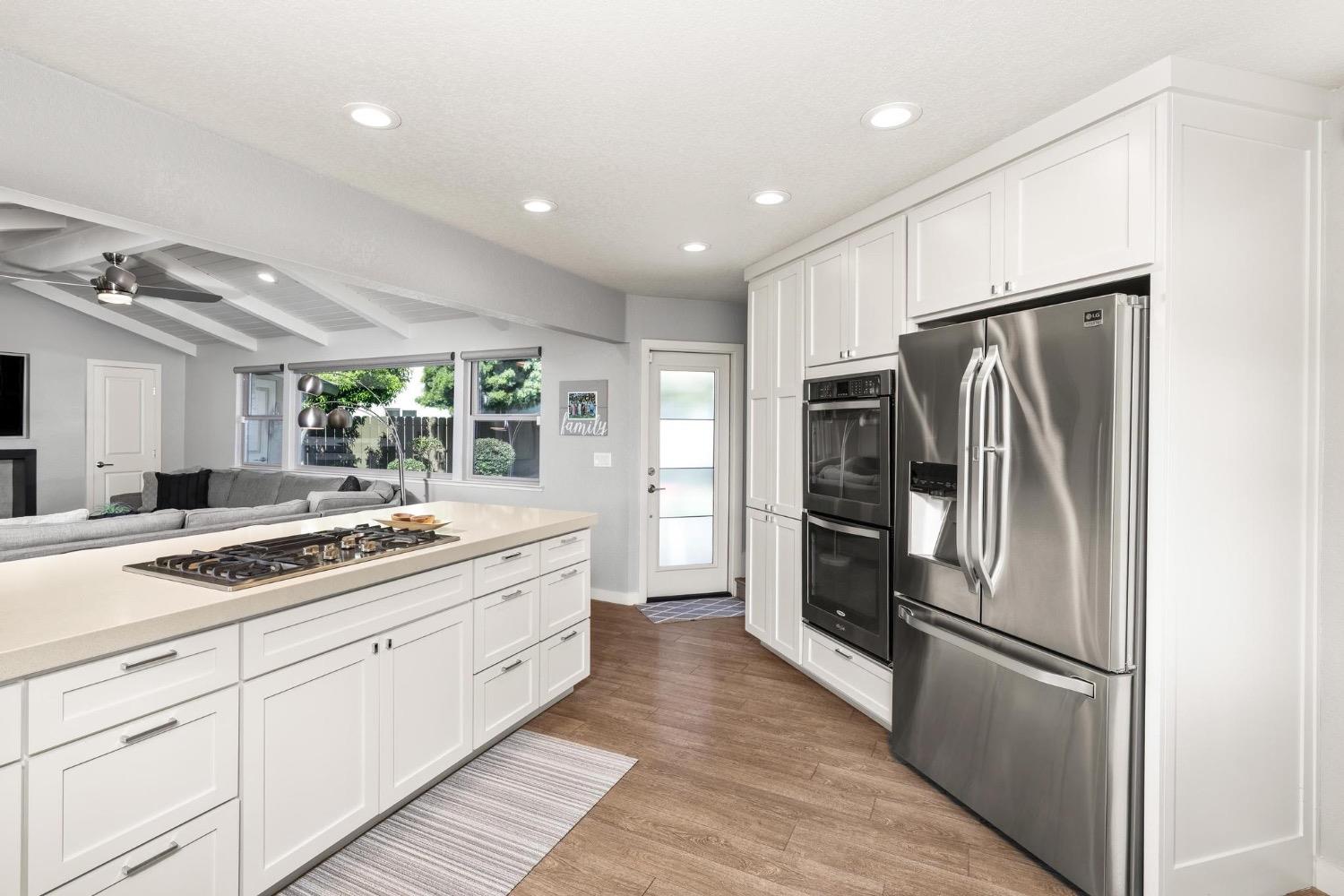 Detail Gallery Image 25 of 65 For 23271 S Pebble Beach Ln, Ripon,  CA 95366 - 3 Beds | 3 Baths