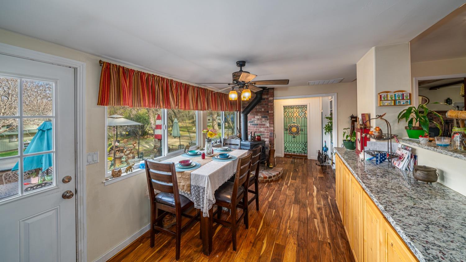 Detail Gallery Image 19 of 74 For 2673 Stone Ln, Placerville,  CA 95667 - 4 Beds | 3/1 Baths