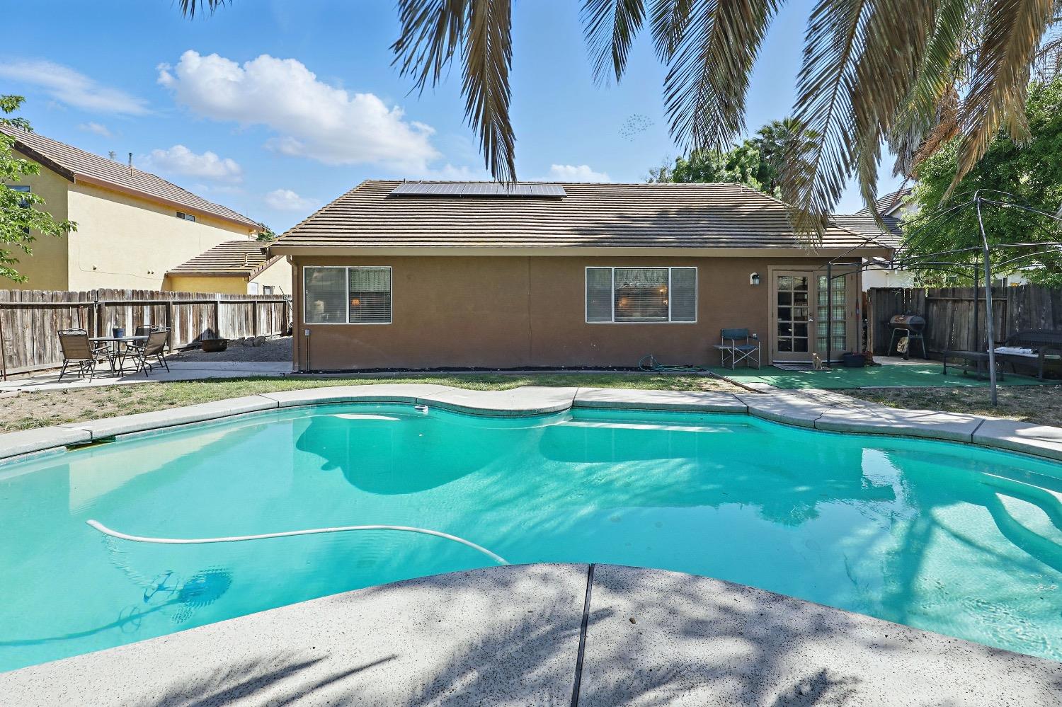 Detail Gallery Image 21 of 24 For 1482 Pintail Cir, Los Banos,  CA 93635 - 3 Beds | 2 Baths