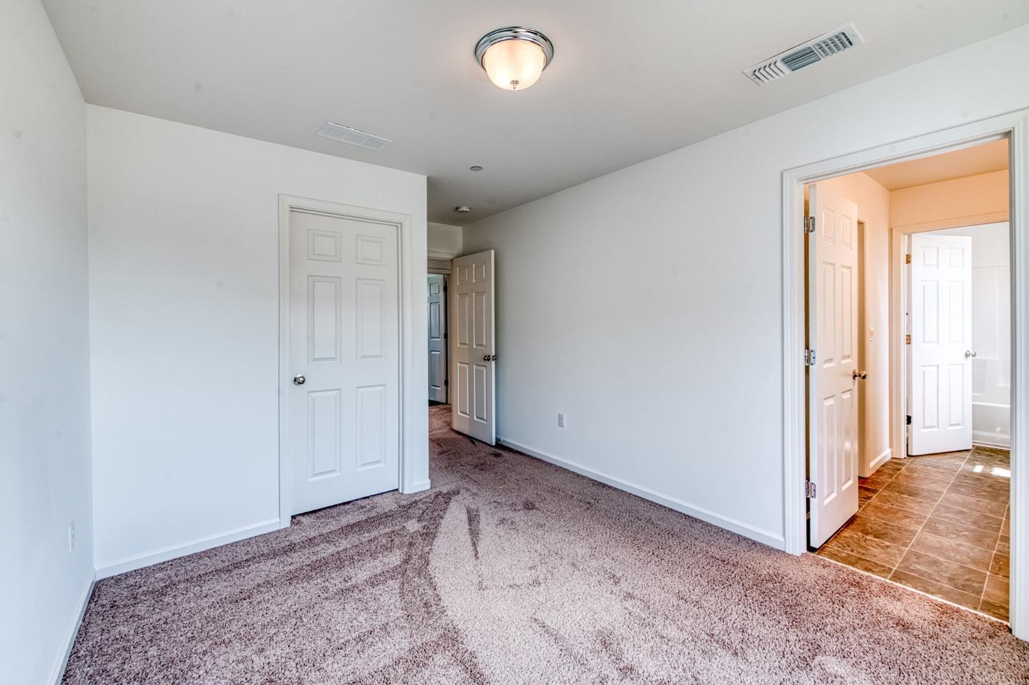 Detail Gallery Image 31 of 47 For 2785 N Schneider Ave, Fresno,  CA 93737 - 4 Beds | 3 Baths