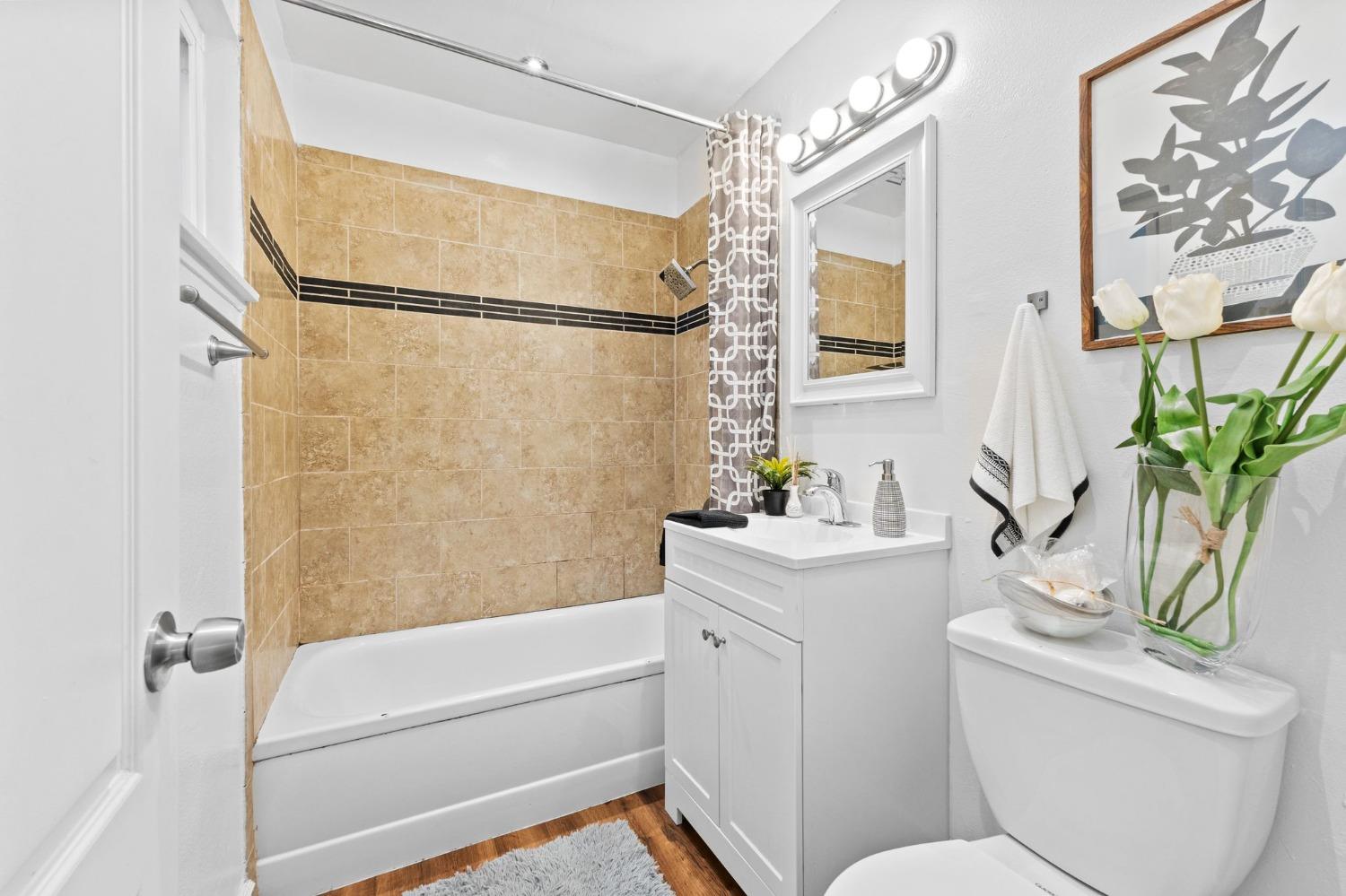 Detail Gallery Image 17 of 23 For 960 Anna St, West Sacramento,  CA 95605 - 3 Beds | 2 Baths