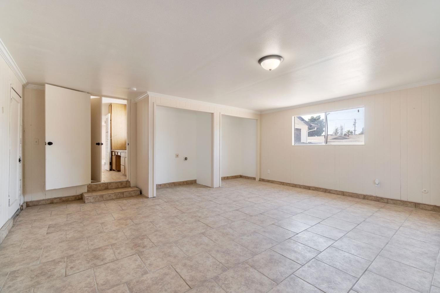 Detail Gallery Image 20 of 39 For 2738 S Fairway Ct, Visalia,  CA 93277 - 4 Beds | 2/1 Baths