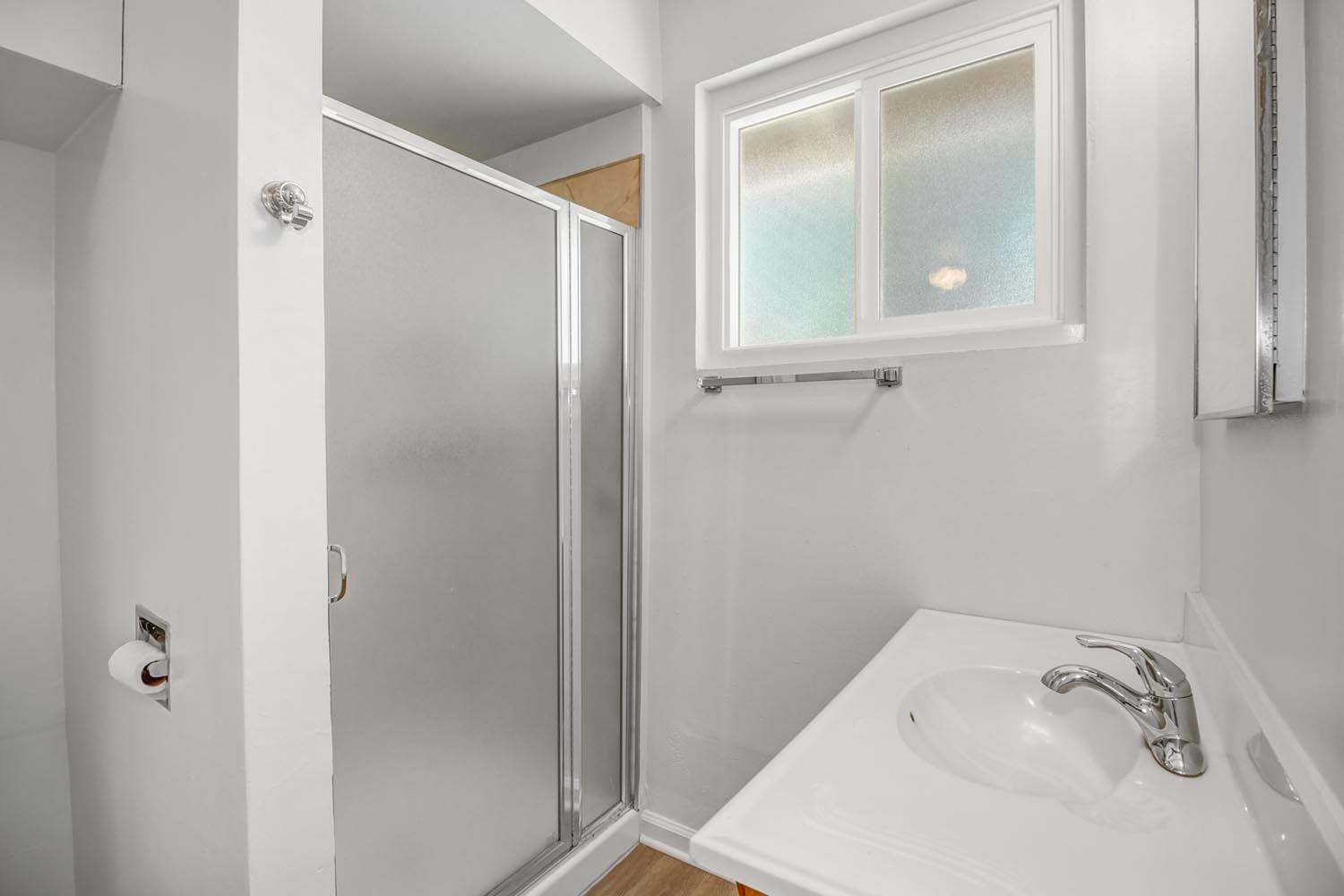 Detail Gallery Image 23 of 44 For 5720 Ortega St, Sacramento,  CA 95824 - 3 Beds | 2 Baths