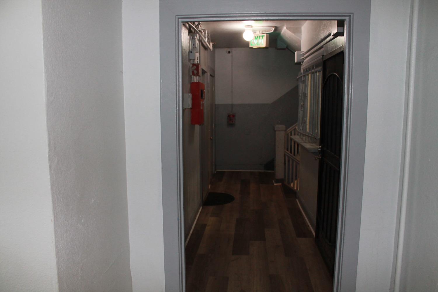 Detail Gallery Image 7 of 30 For 28 S American St, Stockton,  CA 95202 - – Beds | – Baths